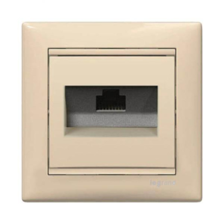 Розетка компьютерная RJ45 Legrand Valena 5e кат UTP с захватами белая 774230