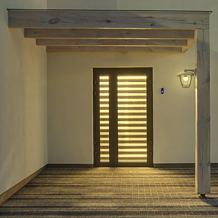 Уличный настенный светильник Apeyron Дели НБУ 07-60-002 У1 11-154