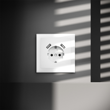 Розетка с USB Voltum S70 VLS040402 (белый матовый)