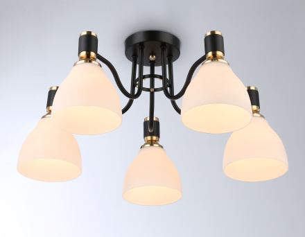 Потолочная люстра Ambrella Light Modern TR303307