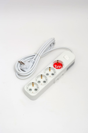 Удлинитель с/з 4вх с защитными шторками с включателем ELBI Myra 527-010203-412