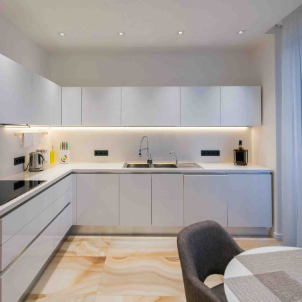 Профиль круглый универсальный Apeyron ширина ленты до 10мм (рассеиватель, заглушки - 2шт) 08-17