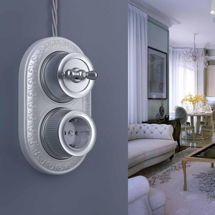 Розетка Werkel с заземлением и шторками Ретро матовый хром WL19-10-02 4690389143458