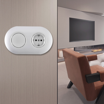 Выключатель круглый одноклавишный с розеткой с/з и шторками Arte Milano SET08-2-40-1-30-1 silver