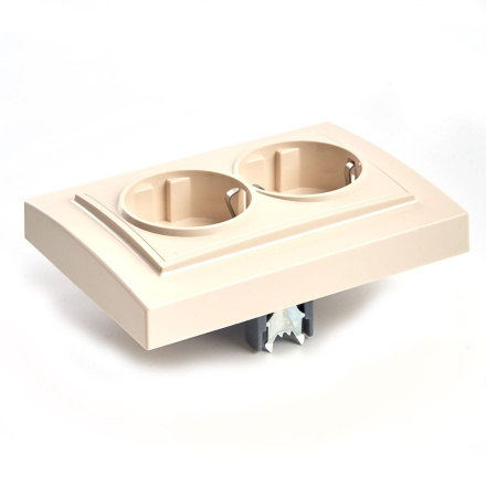 Розетка 2-местная Stekker PST16-9014-02 с защитной шторкой 39240