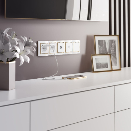 ТВ-розетка проходная Werkel 4690389155512 W1184001 a051116