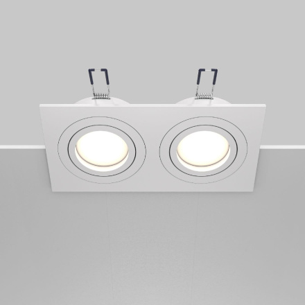 Встраиваемый светильник Maytoni Atom DL024-2-02W