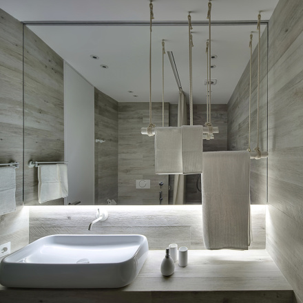 Светодиодная лента Elektrostandard 24V 9,6W 120Led 2835 IP20 холодный белый, 5м 4690389167515