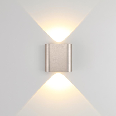 Настенный светильник Odeon Light Hightech Magnum 7106/2WL