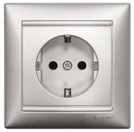 Розетка 2К+3 Legrand Valena 16A 250V с/з алюминий 770123