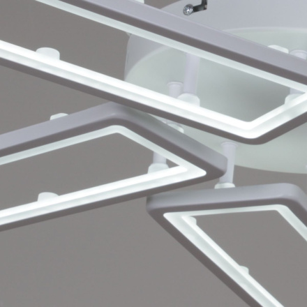Потолочная люстра Reluce 03629-0.3-05B WH