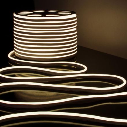 Светодиодный гибкий неон Elektrostandard 220V 9,6W 120Led 2835 IP67 односторонний дневной белый, 50 м 4690389167454 a052994