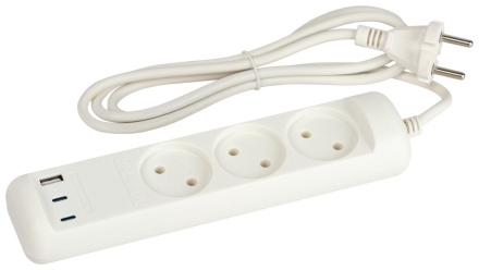 Удлинитель Эра U-3-1,5m-USB-W 3 розетки + 3xUSB A+C 1,5м 10А белый