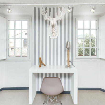 Трековый трехфазный светильник Novotech Knof 358713