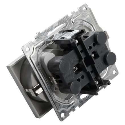 Розетка 2-местная с/з с защитной шторкой Stekker Катрин 39584