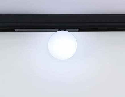 Трековый магнитный светильник Ambrella Light Magnetic 220V GL1371